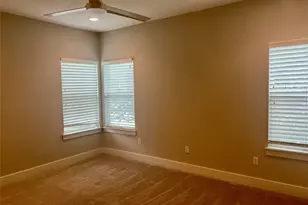 6515 Davis Ln, Austin, TX 78749 - Photo 11