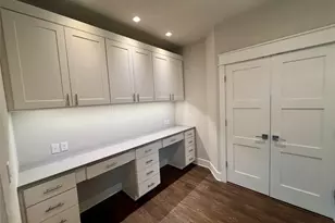6515 Davis Ln, Austin, TX 78749 - Photo 17