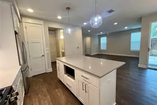 6515 Davis Ln, Austin, TX 78749 - Photo 7