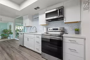 8906 Trone Cir, Austin, TX 78758 - Photo 15