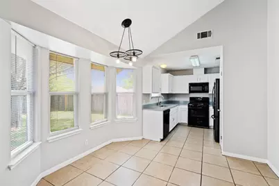 604 Maplecreek Drive, Leander, TX 78641 - Photo 9