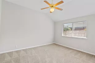 604 Maplecreek Dr, Leander, TX 78641 - Photo 13