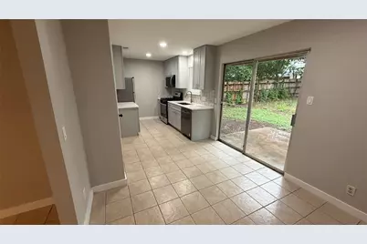 106 E Longspur Boulevard, Austin, TX 78753 - Photo 5
