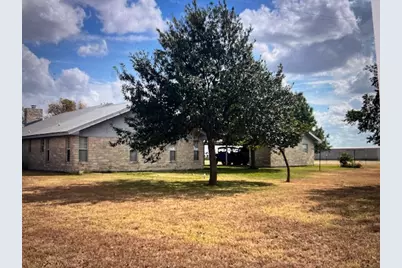 1375 Cr 320, Granger, TX 76530 - Photo 11