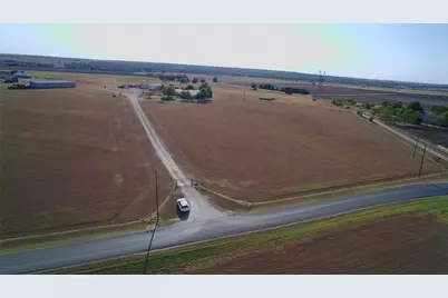 1375 Cr 320, Granger, TX 76530 - Photo 33