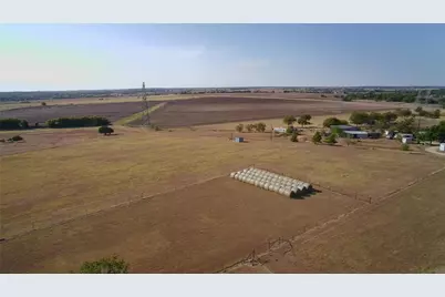 1375 Cr 320, Granger, TX 76530 - Photo 29