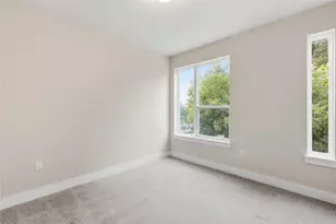 2024 Sager Dr, Austin, TX 78741 - Photo 13