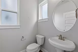 2024 Sager Dr, Austin, TX 78741 - Photo 7