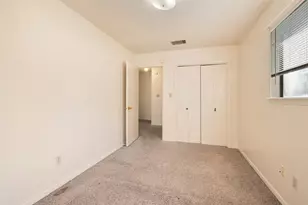 200 Concho St, Lockhart, TX 78644 - Photo 13