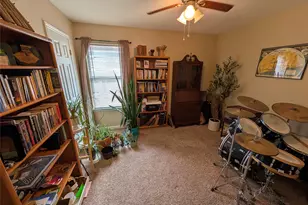 8007 Forbsdale Dr W, Austin, TX 78747 - Photo 9