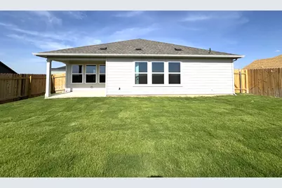 709 Red Wolf Drive, Jarrell, TX 76537 - Photo 19