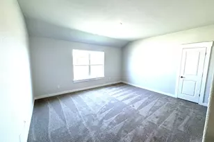 709 Red Wolf Dr, Jarrell, TX 76537 - Photo 17