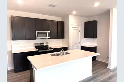 709 Red Wolf Drive, Jarrell, TX 76537 - Photo 5