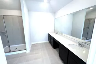 709 Red Wolf Dr, Jarrell, TX 76537 - Photo 11