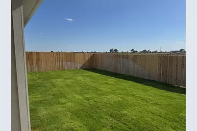 709 Red Wolf Drive, Jarrell, TX 76537 - Photo 21