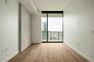 610 Davis St, Austin, TX 78701 - Photo 13
