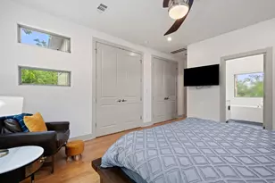 1131 Poquito St, Austin, TX 78702 - Photo 13