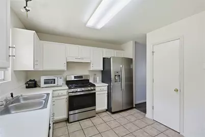 310 Raintree Drive, Georgetown, TX 78626 - Photo 3