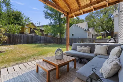 1309 Fort Branch Boulevard, Austin, TX 78721 - Photo 17