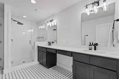 1309 Fort Branch Boulevard, Austin, TX 78721 - Photo 9