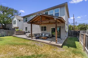 1309 Fort Branch Blvd, Austin, TX 78721 - Photo 19
