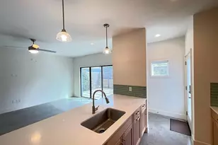 2101 Montopolis Dr, Austin, TX 78741 - Photo 3