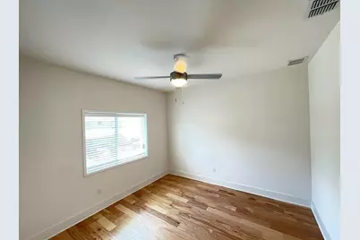 2101 Montopolis Drive #20, Austin, TX 78741 - Photo 11