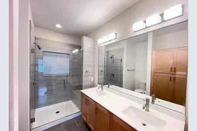 2101 Montopolis Drive #20, Austin, TX 78741 - Photo 21