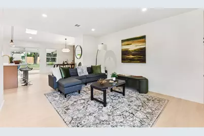 7503 Carriage Drive, Austin, TX 78752 - Photo 5