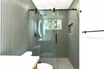 7503 Carriage Drive, Austin, TX 78752 - Photo 19