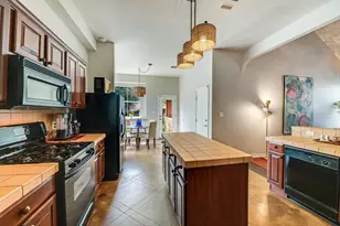 915 Garner Ave, Austin, TX 78704 - Photo 15