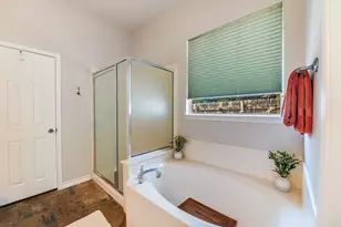 915 Garner Ave, Austin, TX 78704 - Photo 27