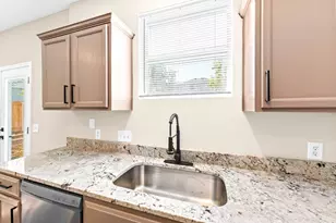 4711 Lake Champlain Ln, Austin, TX 78754 - Photo 7