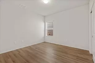 3724 Alpine Autumn Dr, Austin, TX 78744 - Photo 9