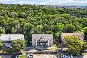 811 Bracewood Cir, San Marcos, TX 78666 - Photo 17