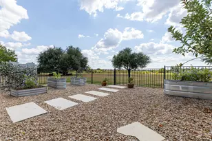 1124 Co Rd 301, Elgin, TX 78621 - Photo 25