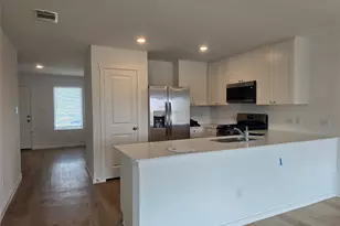 120 Twins Trl, Hutto, TX 78634 - Photo 7