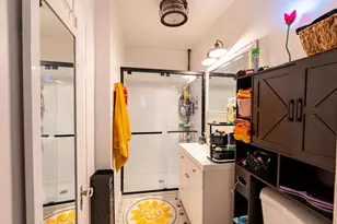 1111 McLain St, Taylor, TX 76574 - Photo 9