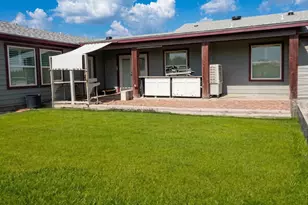 142 Zimmerhanzel Rd, Flatonia, TX 78941 - Photo 5