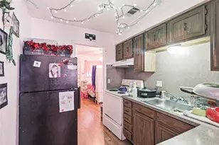 2801 Hemphill Park, Austin, TX 78705 - Photo 5