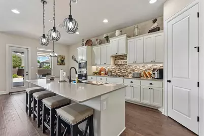 104 Skylark Lane, Hutto, TX 78634 - Photo 9