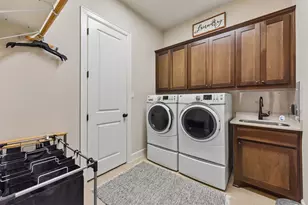 104 Skylark Ln, Hutto, TX 78634 - Photo 19