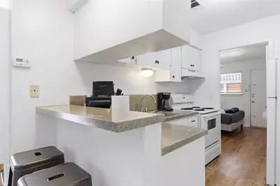 2808 Whitis Avenue #C301, Austin, TX 78705 - Photo 7
