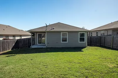 320 Comal Run, Hutto, TX 78634 - Photo 21