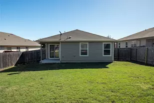 320 Comal Run, Hutto, TX 78634 - Photo 21