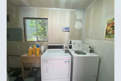 2708 Salado Street #B, Austin, TX 78705 - Photo 19