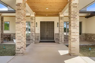 405 Spicewood Trails Dr, Spicewood, TX 78669 - Photo 7