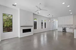 1107 Taulbee Ln, Austin, TX 78757 - Photo 11