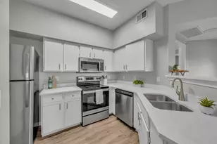 2320 Gracy Farms Ln, Austin, TX 78758 - Photo 1