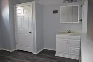 706 W 22nd Street W, Austin, TX 78705 - Photo 19